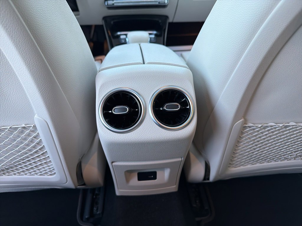 Used 2023 Mercedes-Benz CLA 250 4MATIC w/ Premium Package image 22