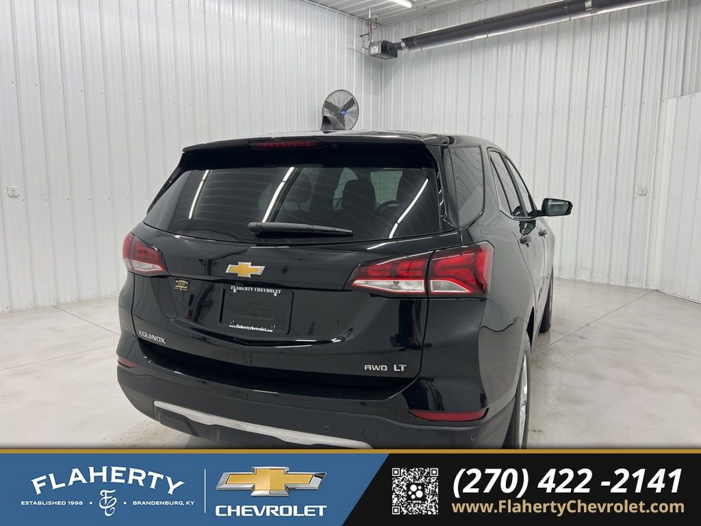 Used 2024 Chevrolet Equinox LT AWD/4WD image 3