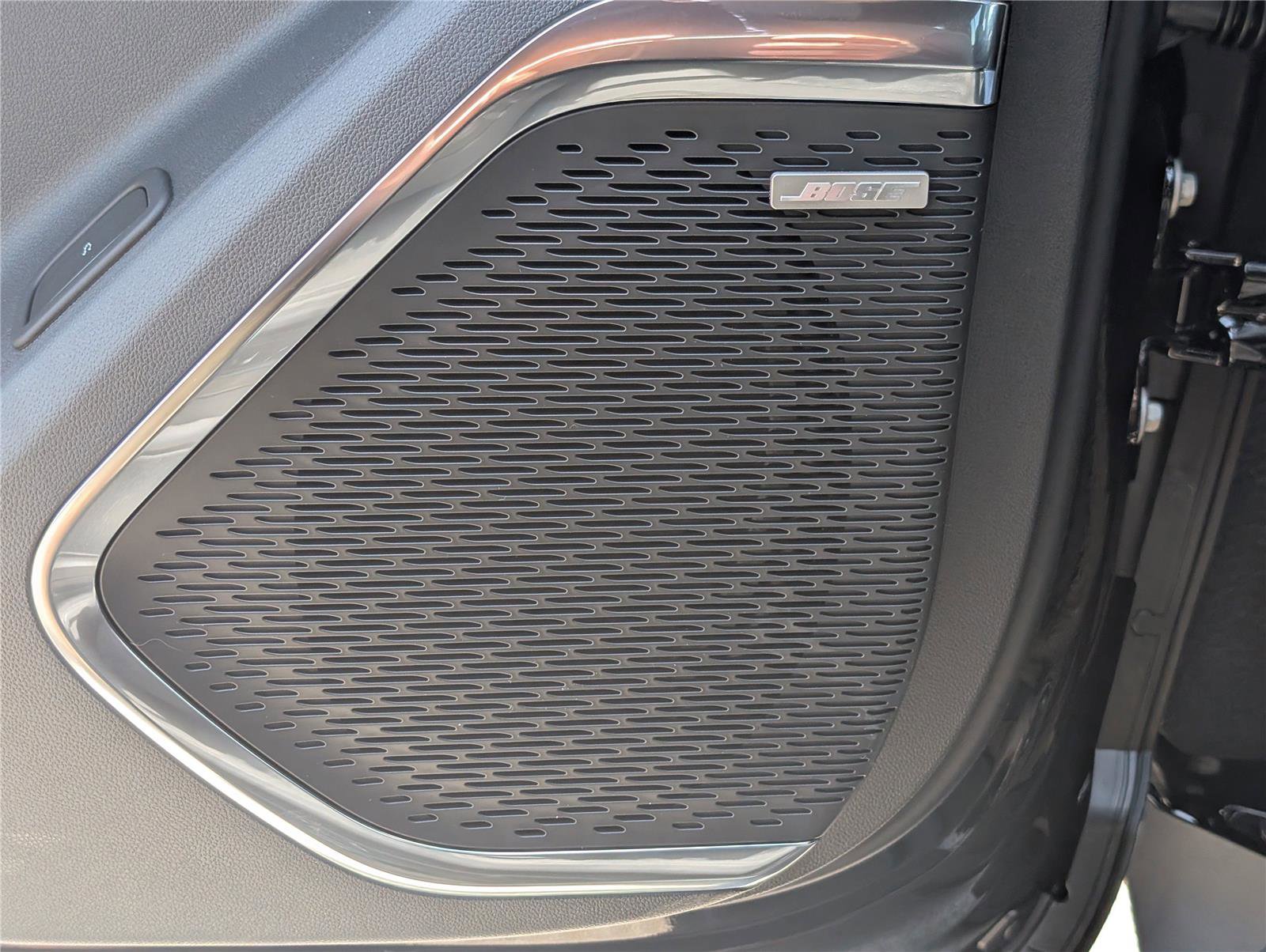 New 2025 GMC Acadia Elevation w/ Elevation Premium Package image 11