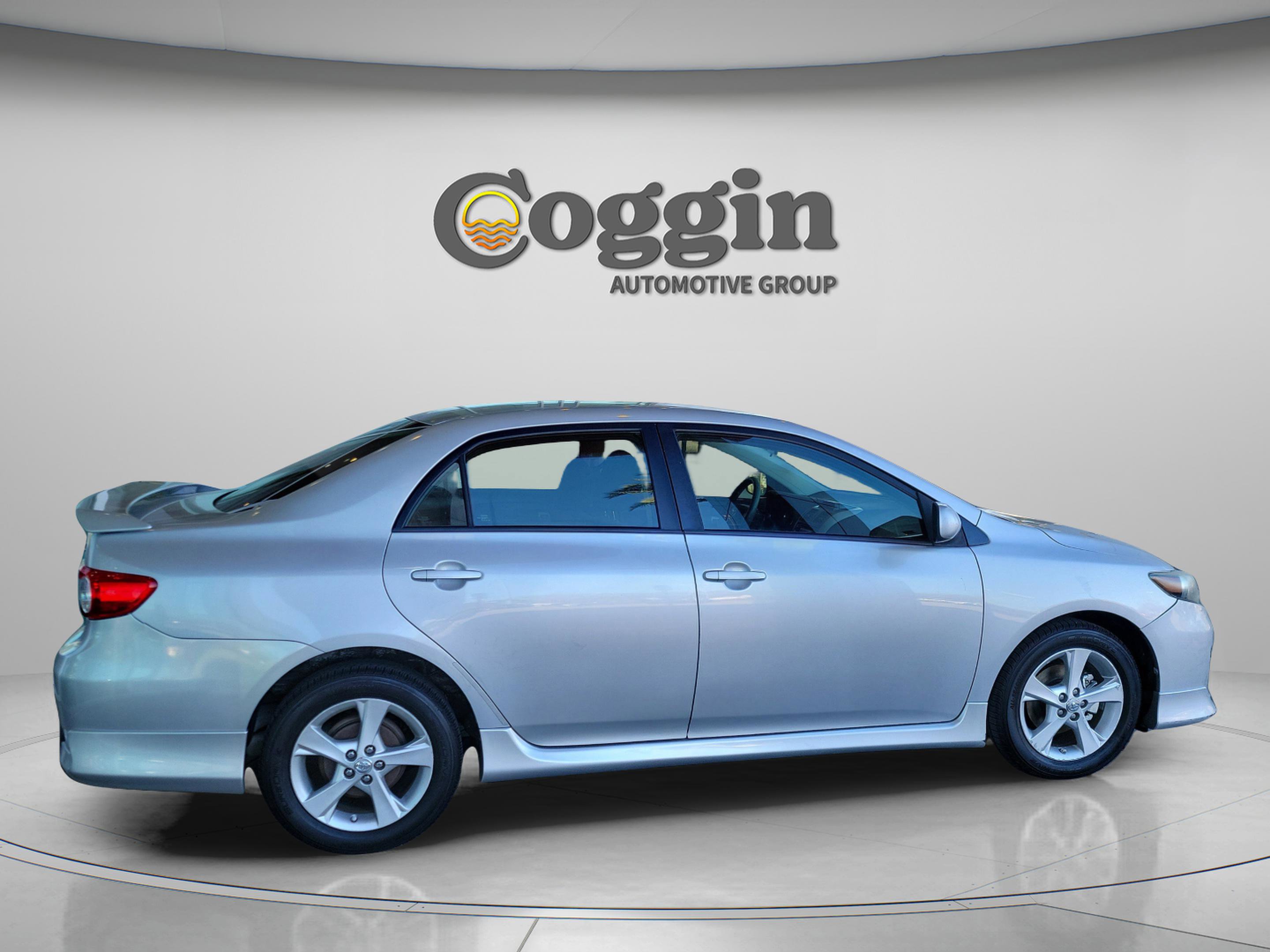 Used 2013 Toyota Corolla S image 6
