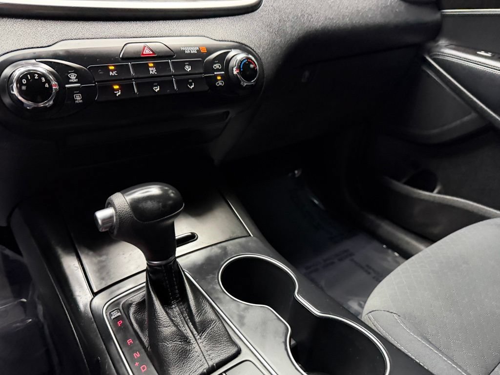 Used 2017 Kia Sorento AWD image 26