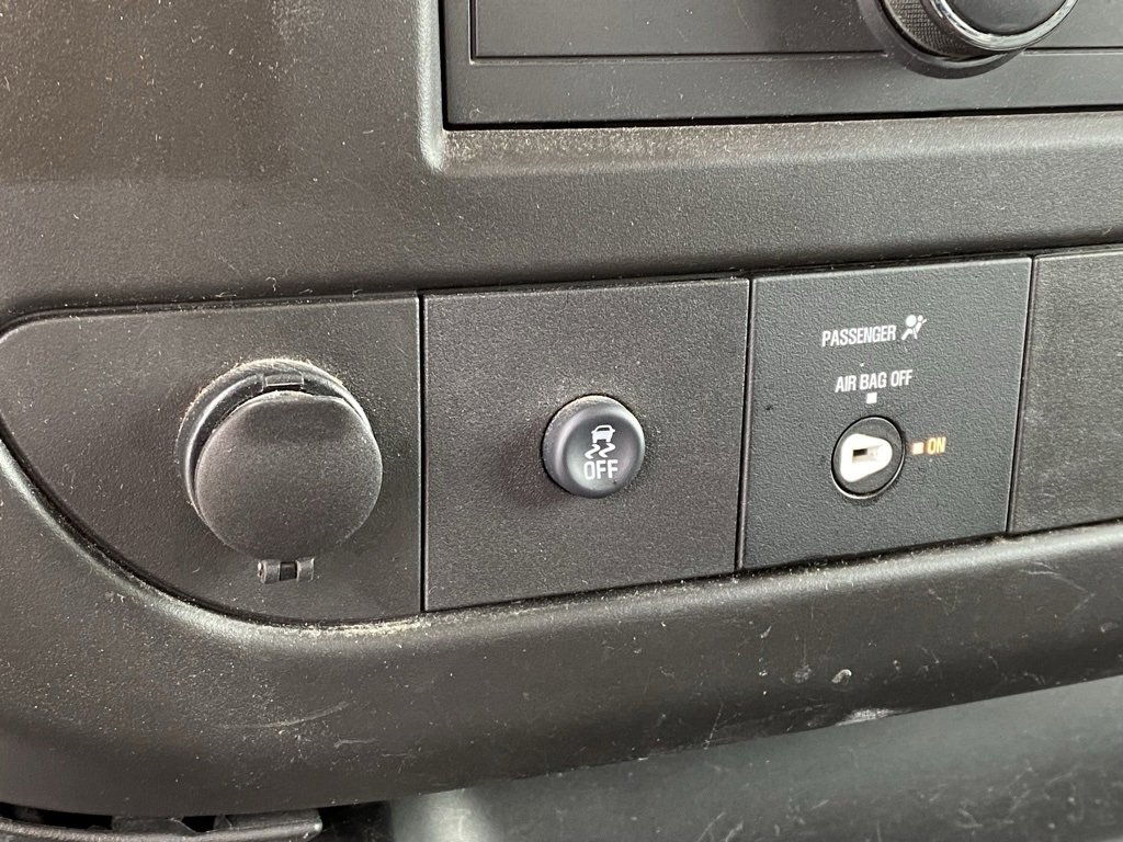 Used 2020 GMC Savana 2500 w/ Driver Convenience Package image 19