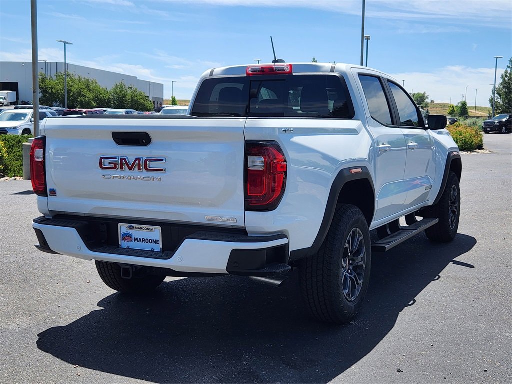 New 2025 GMC Canyon Elevation w/ Convenience Package image 4