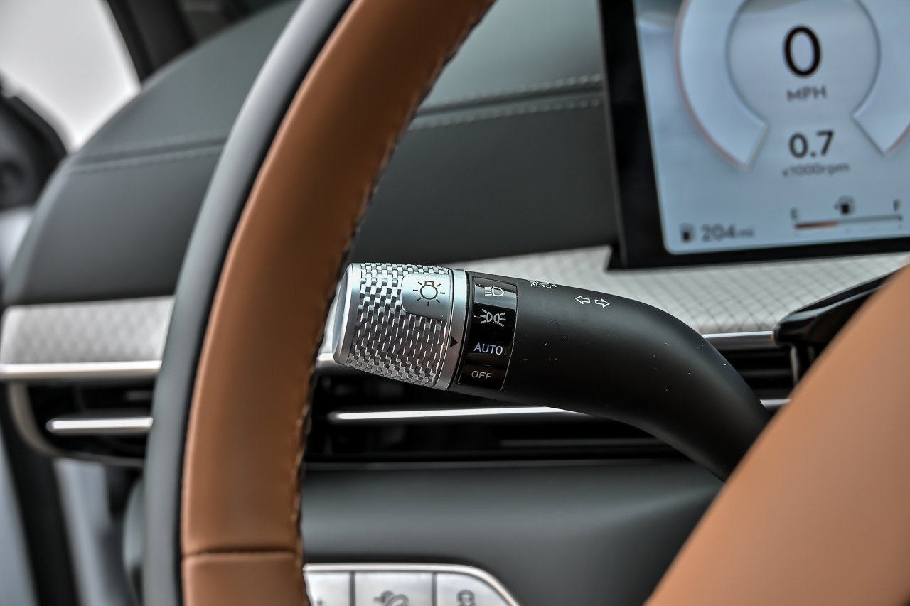 Used 2025 Genesis GV80 3.5T Prestige image 41