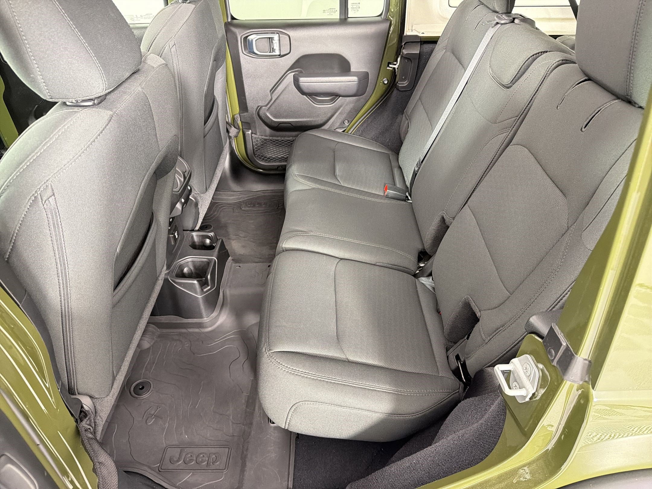 Used 2022 Jeep Wrangler Unlimited Willys image 14