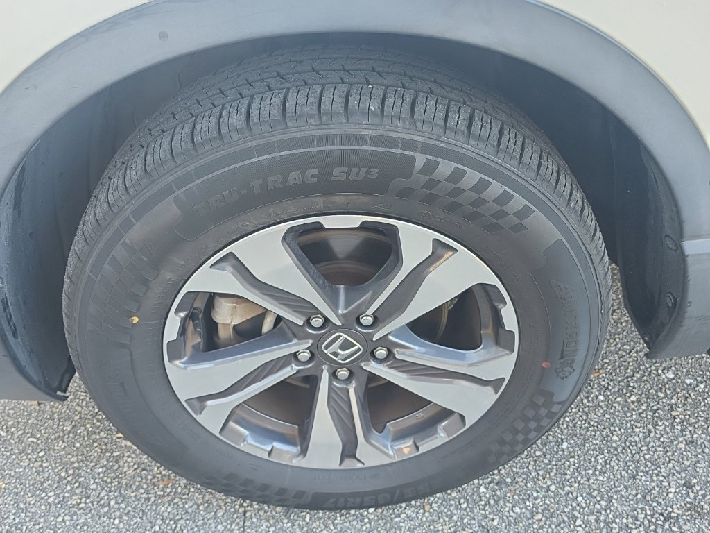 Used 2017 Honda CR-V LX image 11