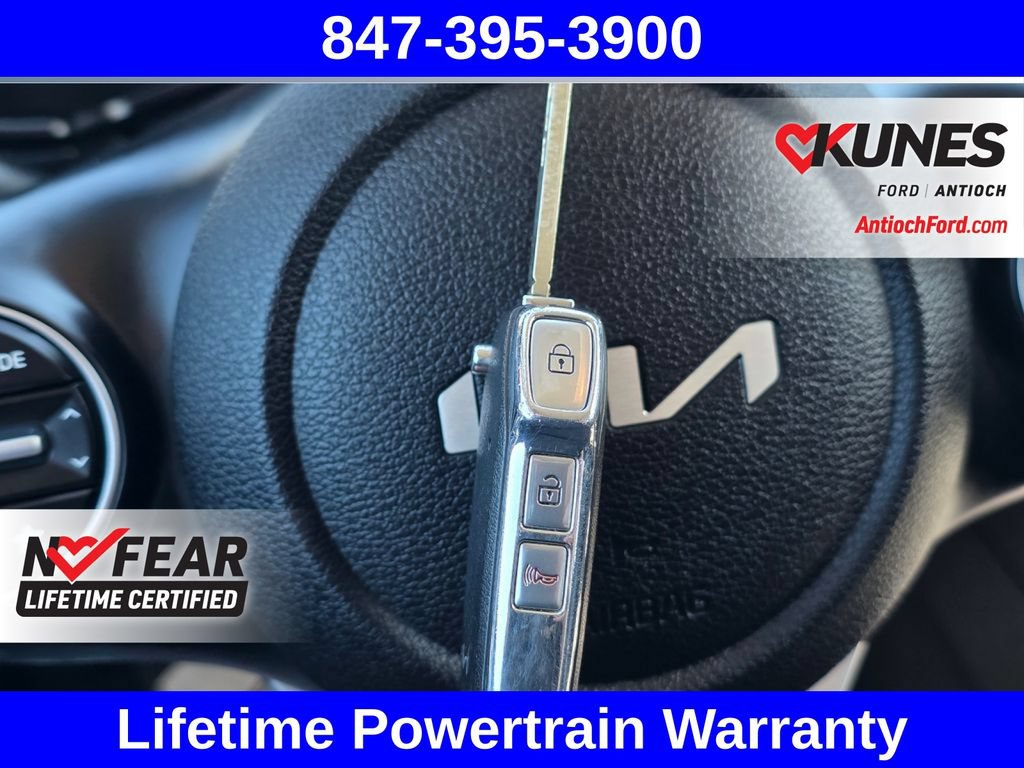Used 2025 Kia Soul LX w/ LX Technology Package FWD image 56