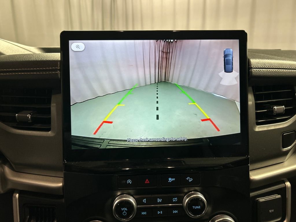 Used 2024 Ford Expedition Max XLT image 18