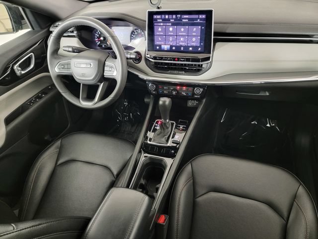 Used 2024 Jeep Compass Limited AWD/4WD image 34