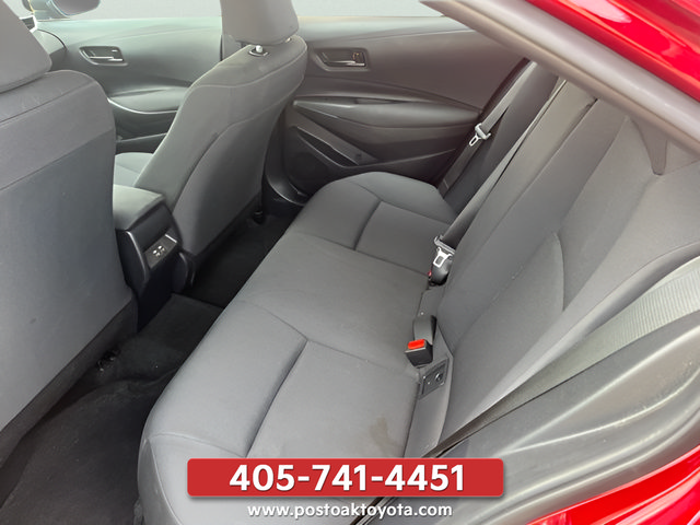 Used 2025 Toyota Corolla LE FWD image 1