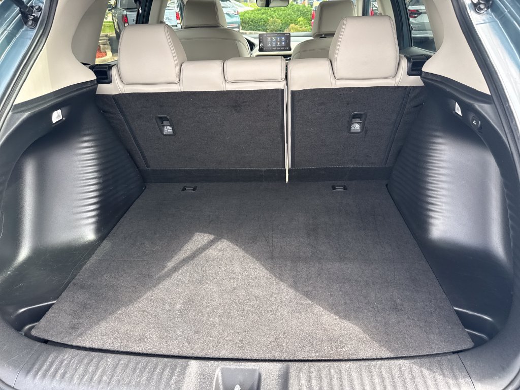 Certified 2024 Honda HR-V EX-L image 40