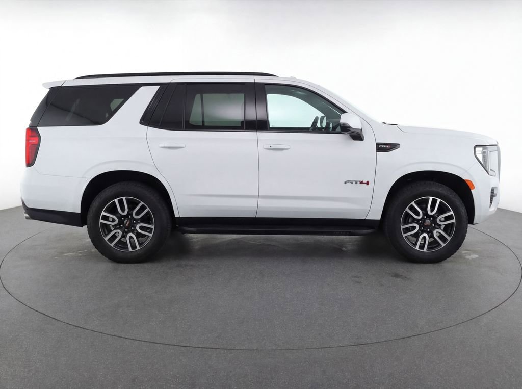 Used 2024 GMC Yukon AT4 image 10