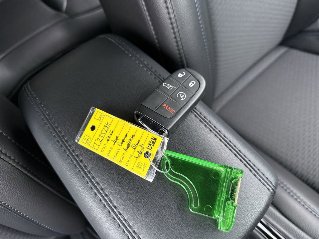 New 2026 Jeep Compass Latitude image 29