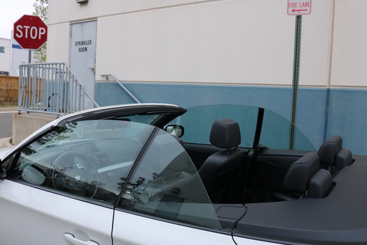 Used 2013 BMW 135i Convertible image 17
