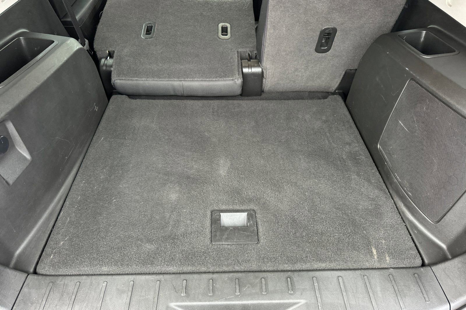 Used 2017 Chevrolet Equinox Premier w/ Enhanced Convenience Package image 15