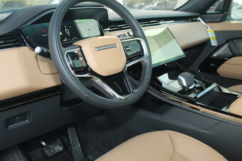 New 2026 Land Rover Range Rover Sport SE AWD/4WD image 13