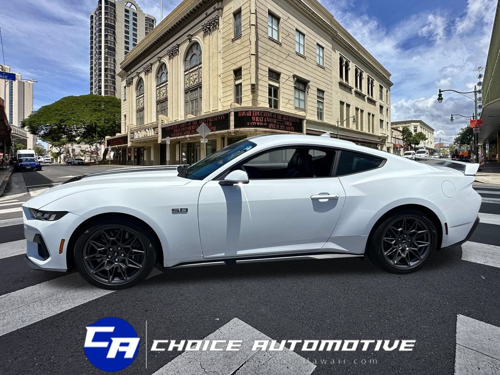 Used 2024 Ford Mustang GT Premium w/ GT Performance Package RWD image 3