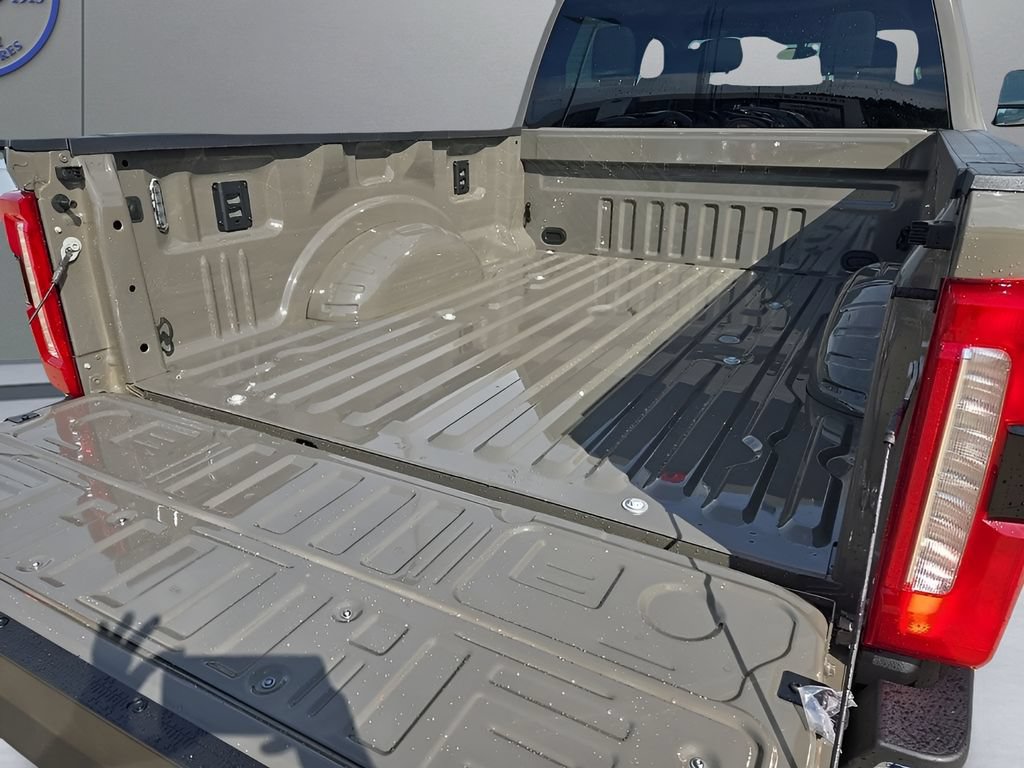 New 2026 Ford F250 XLT w/ XLT Premium Package AWD/4WD image 23