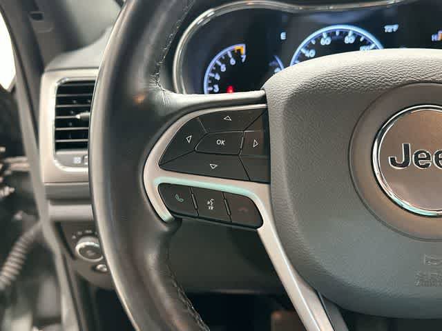 Used 2020 Jeep Grand Cherokee Altitude RWD image 9