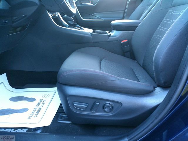 Used 2023 Toyota RAV4 SE w/ Weather & Moonroof Package image 24