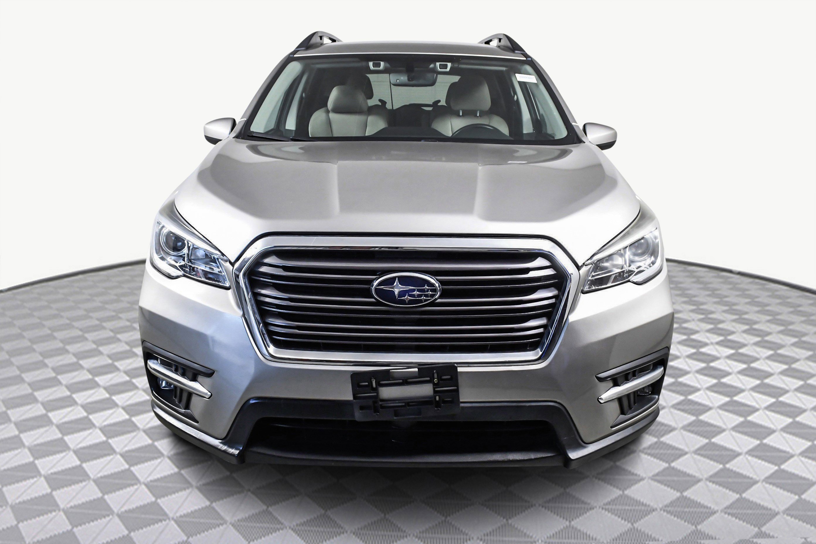 Used 2020 Subaru Ascent Premium w/ Convenience Package image 2
