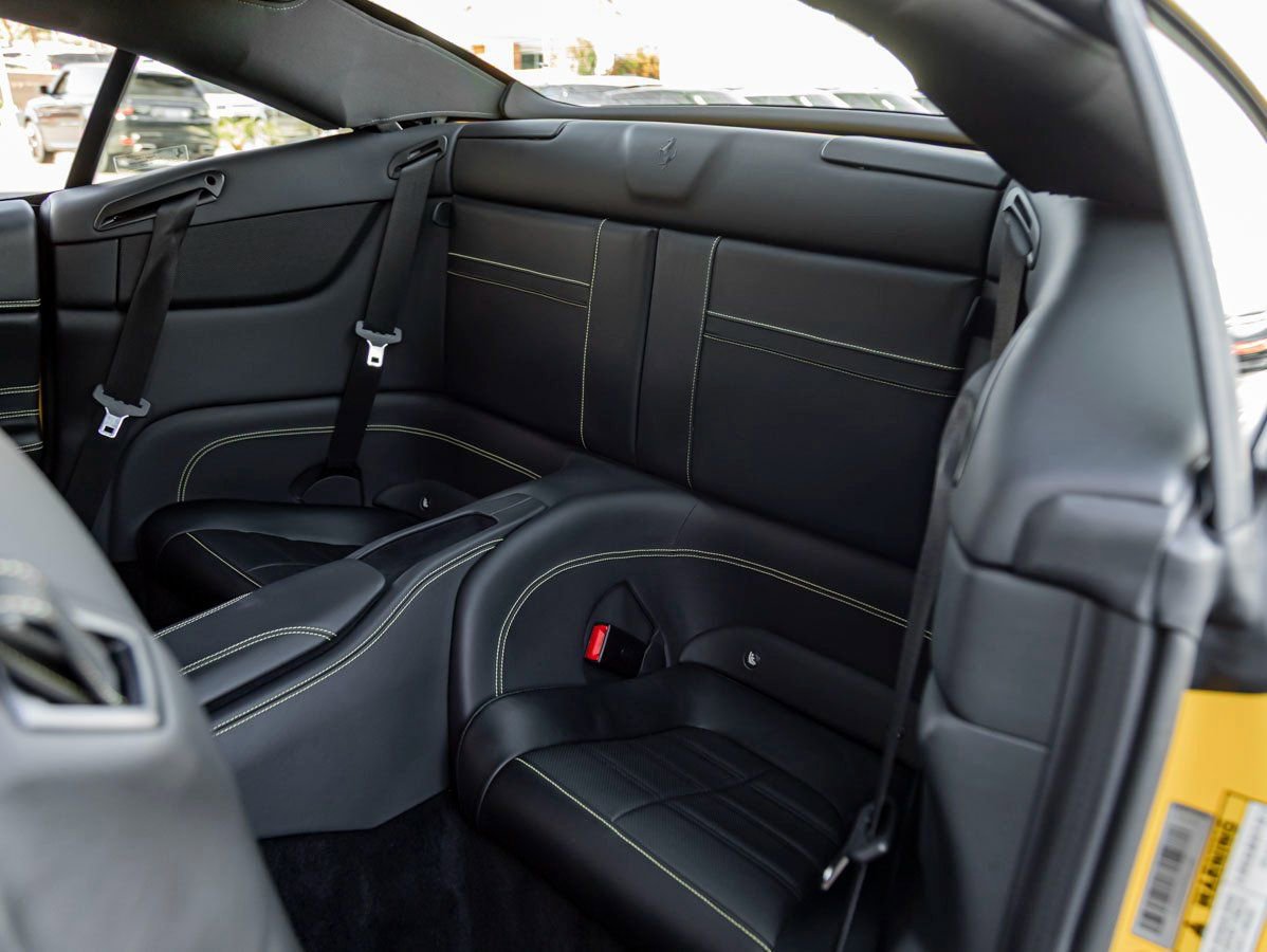 Used 2018 Ferrari California T image 22