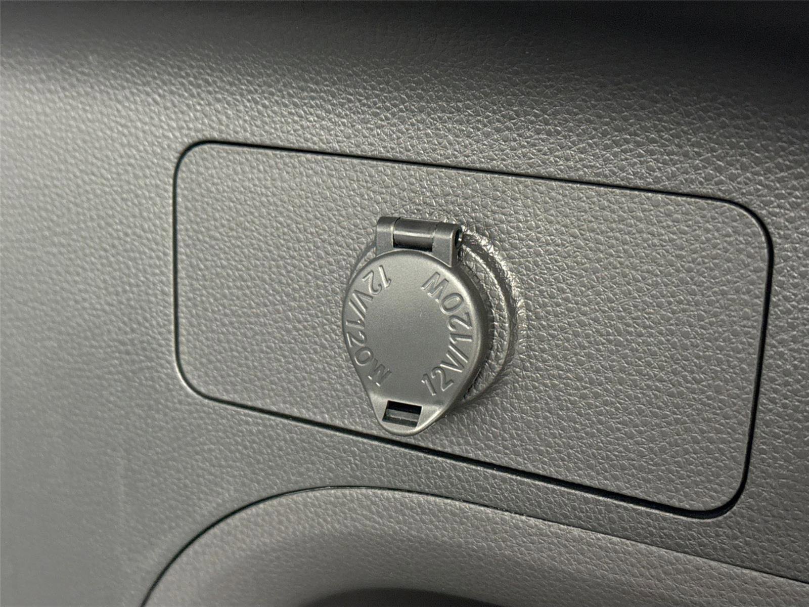 Certified 2025 Toyota RAV4 XLE Premium image 38