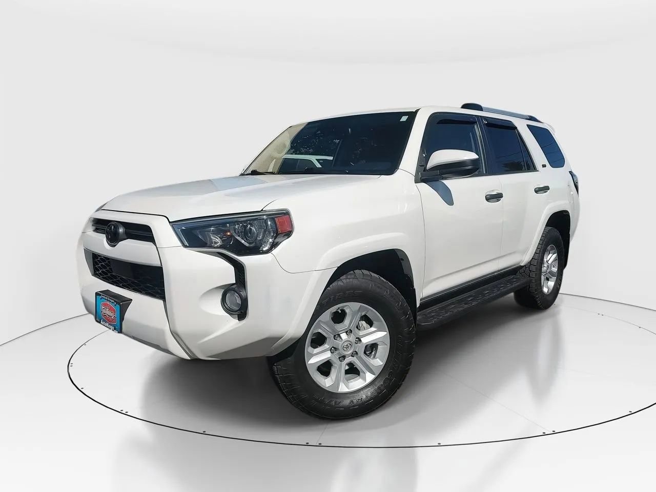 Used 2020 Toyota 4Runner SR5 AWD/4WD image 1