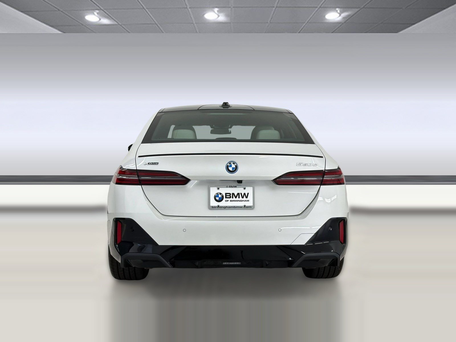 New 2027 BMW 550e xDrive w/ Premium Package AWD/4WD image 10