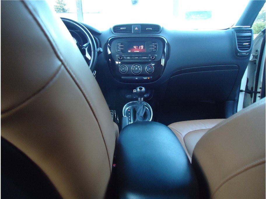 Used 2016 Kia Soul ! w/ Umber Package 1 image 18