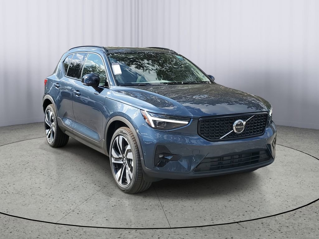 New 2026 Volvo XC40 B5 Ultra w/ Protection Package Premier AWD/4WD image 1
