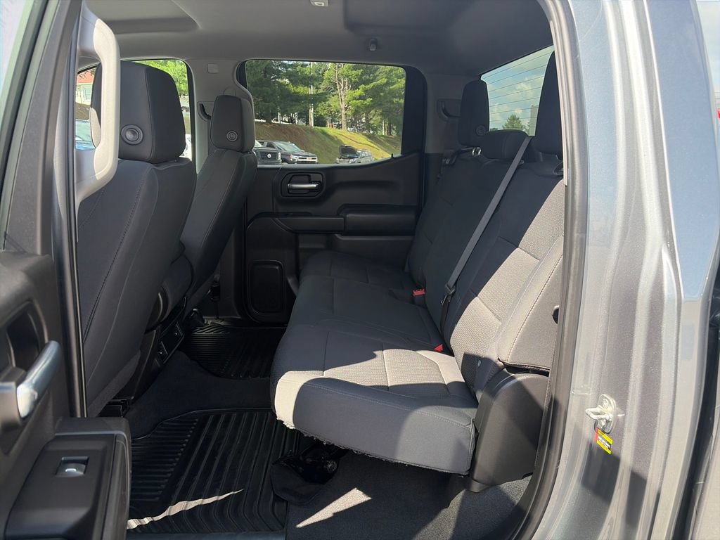 Used 2020 Chevrolet Silverado 1500 Custom w/ Custom Value Package AWD/4WD image 24