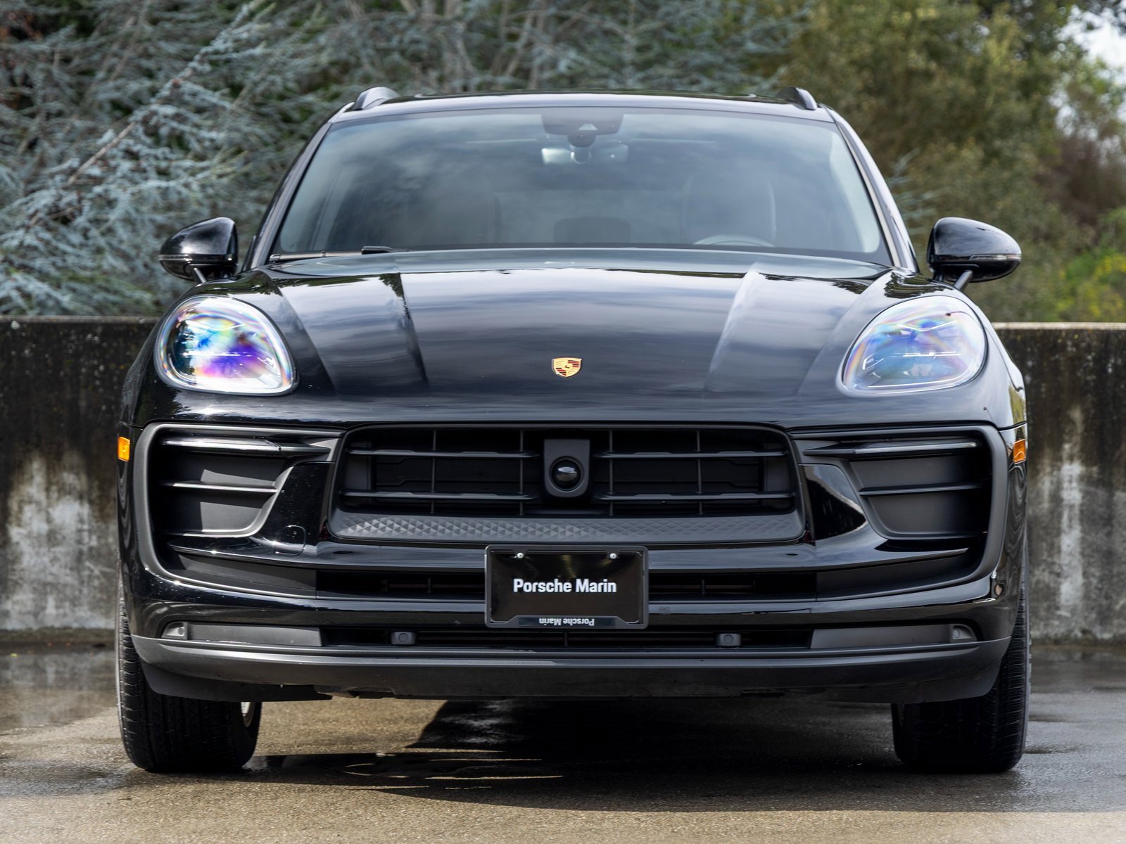 Certified 2025 Porsche Macan image 8