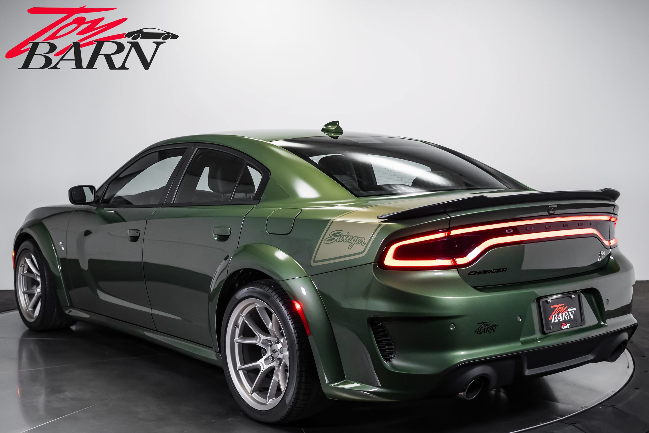 Used 2023 Dodge Charger Scat Pack RWD image 3