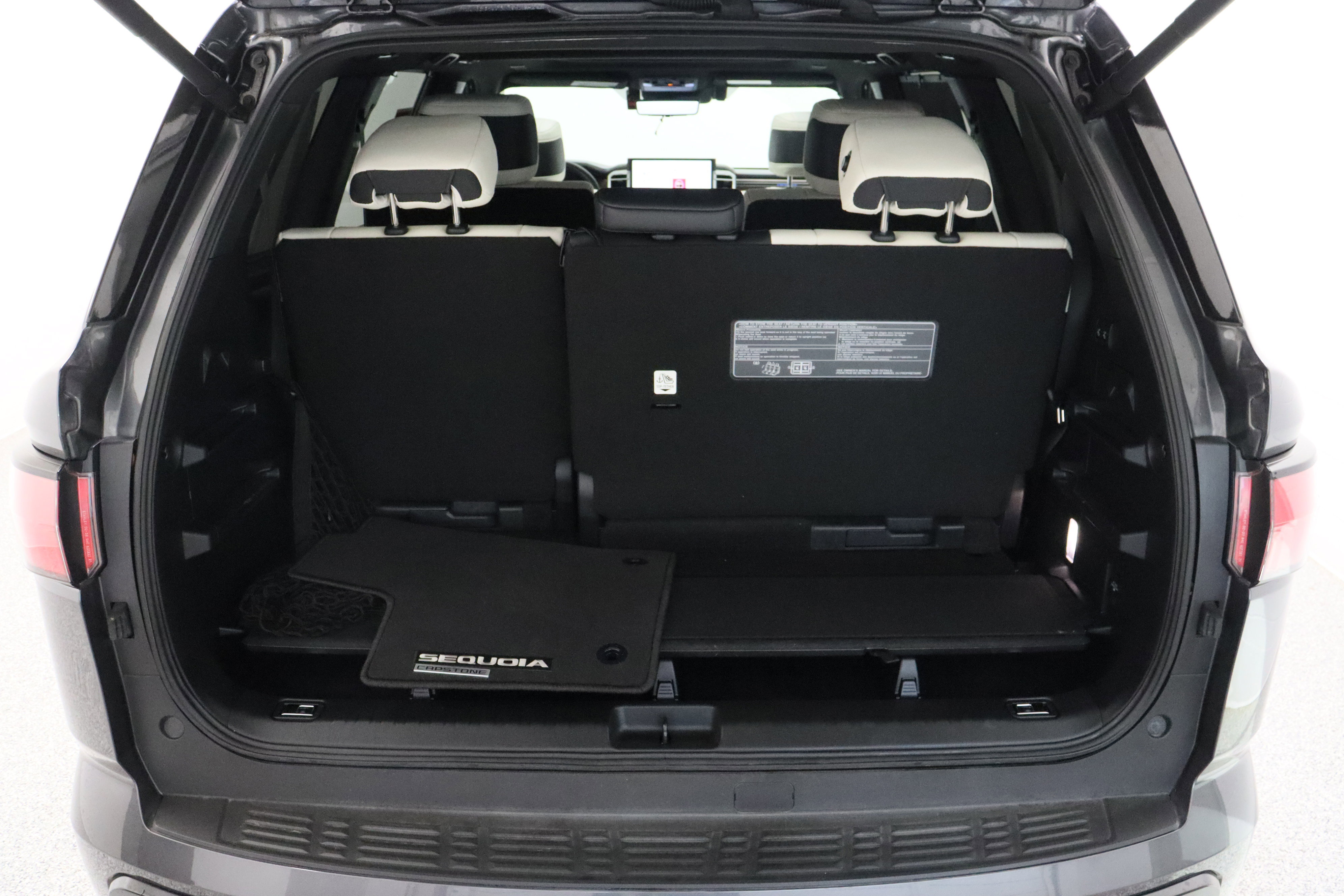 Used 2023 Toyota Sequoia Capstone image 38