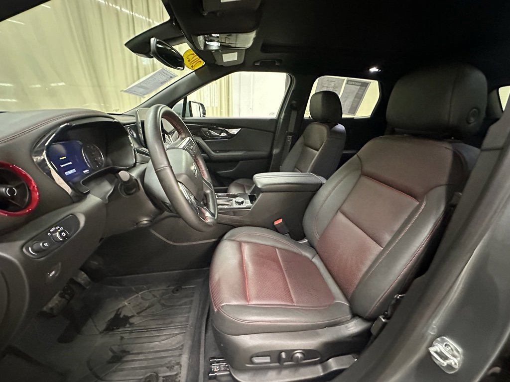 Certified 2025 Chevrolet Blazer RS w/ Enhanced Convenience Package AWD/4WD image 30