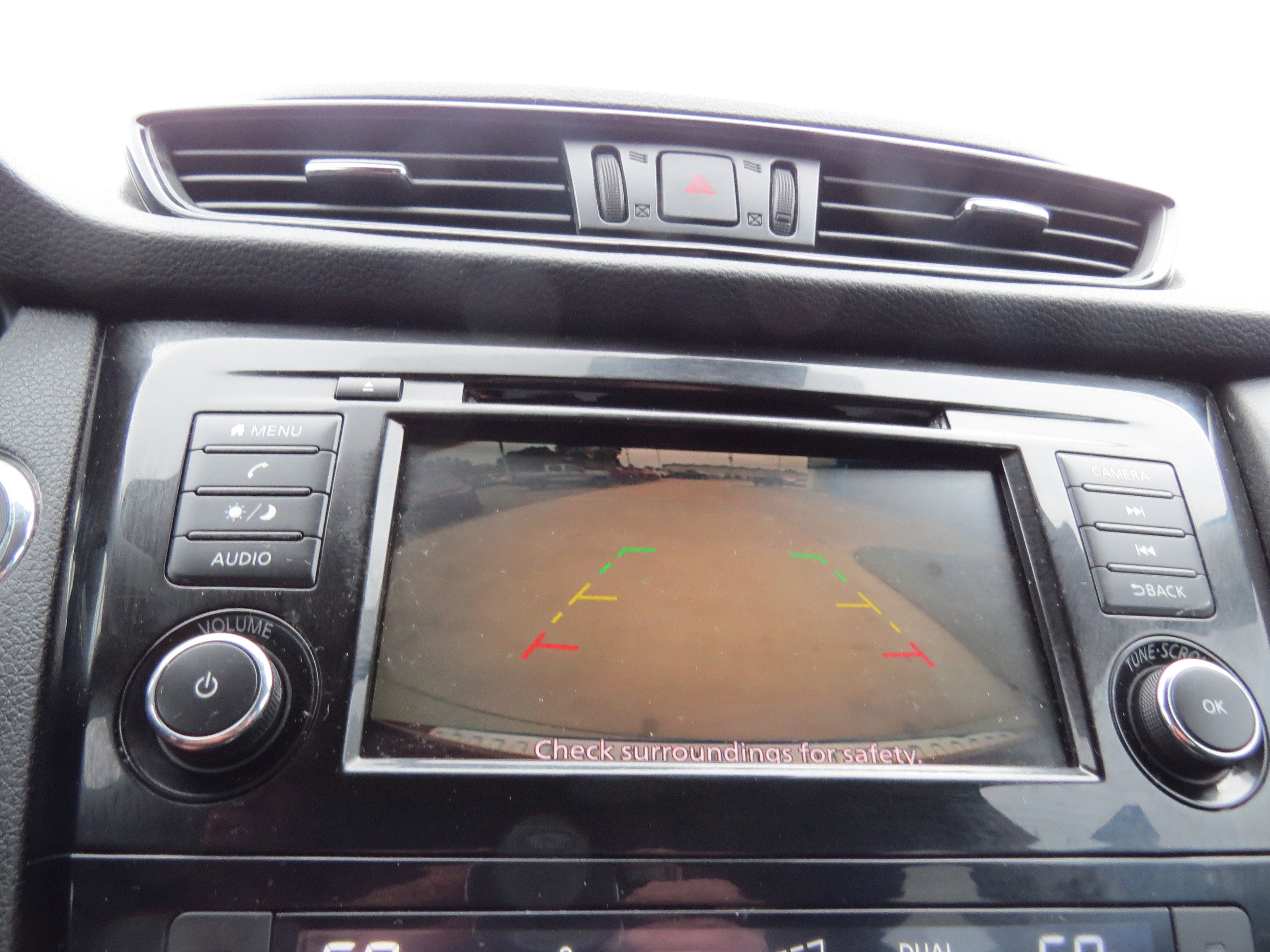 Used 2020 Nissan Rogue SV image 24