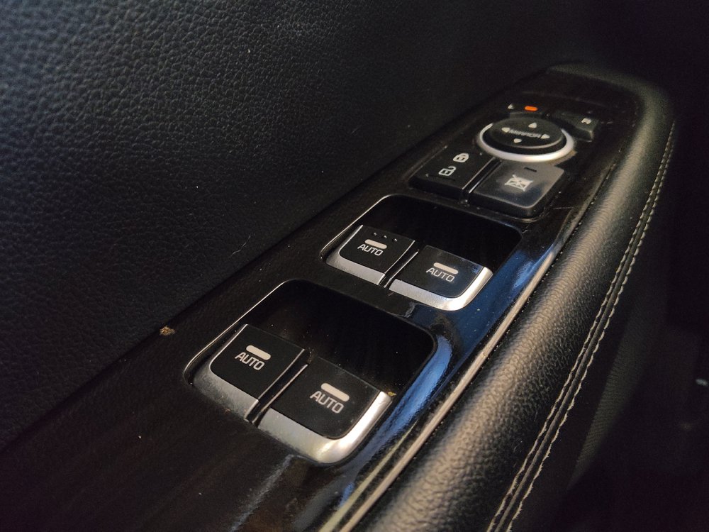 Used 2019 Kia Sorento FWD w/ LX Convenience Package image 27