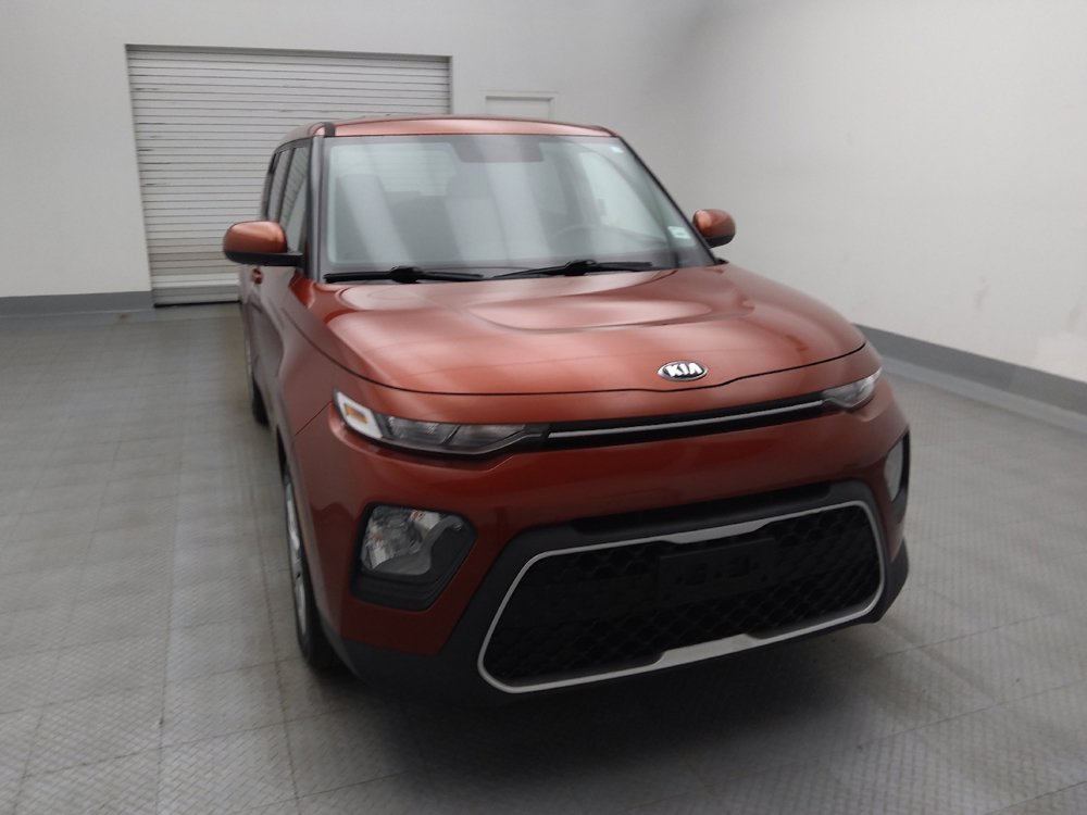 Used 2020 Kia Soul LX FWD image 14
