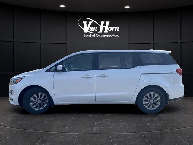 Used 2019 Kia Sedona L FWD image 4