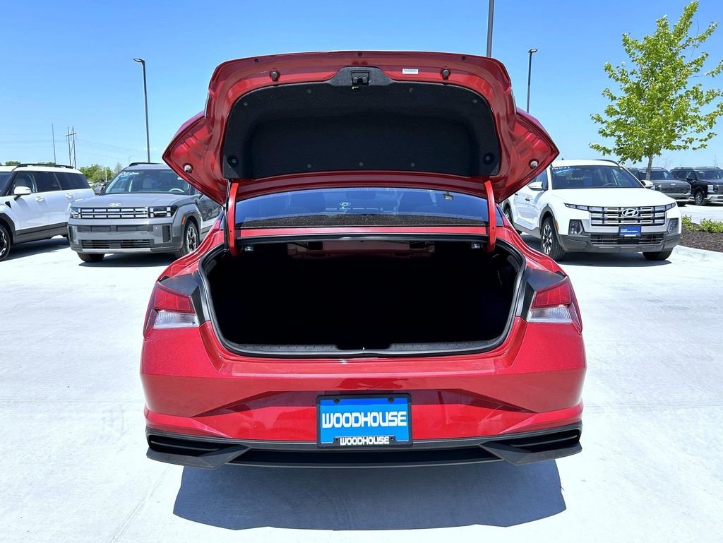 Used 2023 Hyundai Elantra SEL w/ Convenience Package FWD image 22
