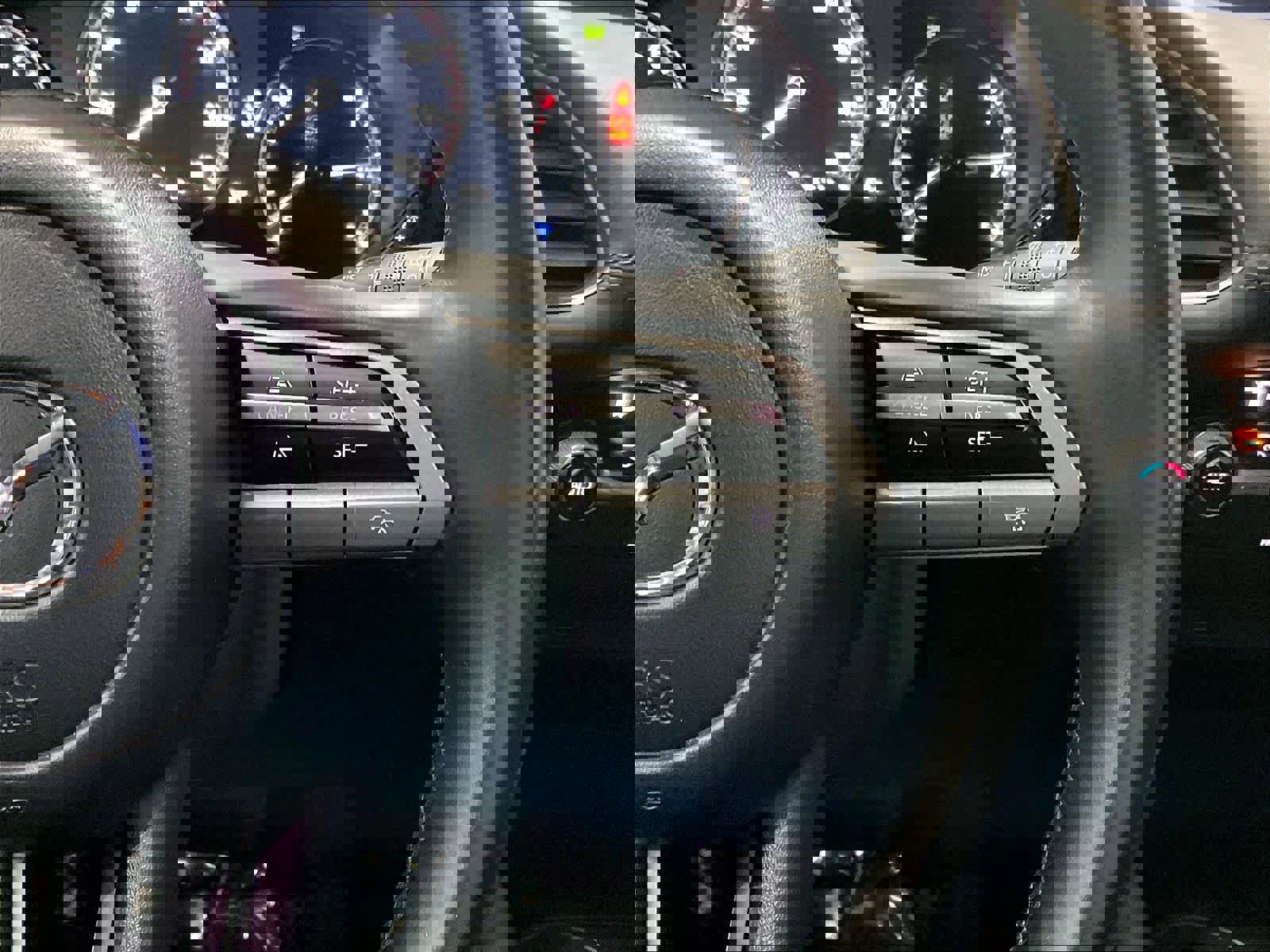 Used 2020 MAZDA MAZDA3 Hatchback image 20