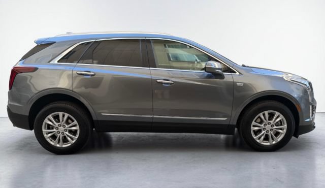 Used 2021 Cadillac XT5 Luxury w/ LPO, Floor Liner Package FWD image 8