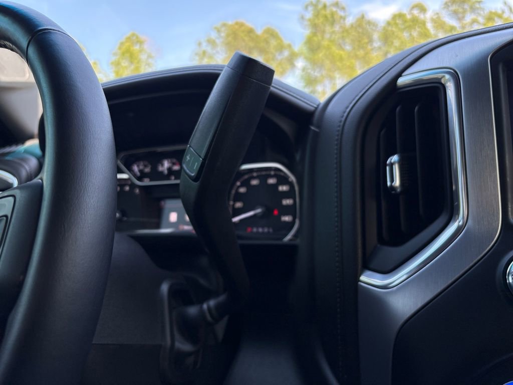 Used 2021 GMC Sierra 1500 SLT w/ SLT Premium Plus Package AWD/4WD image 31