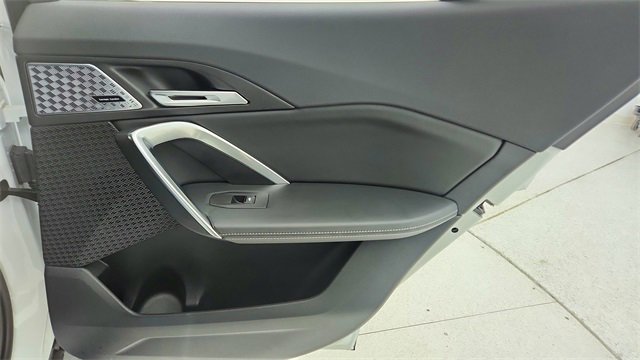 Used 2025 BMW X2 xDrive28i image 27