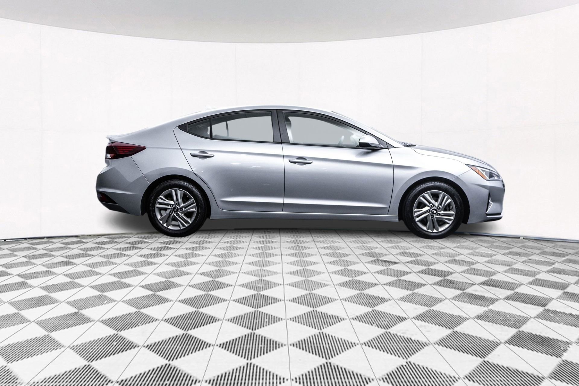 Used 2020 Hyundai Elantra SEL w/ Cargo Package (C1) image 13