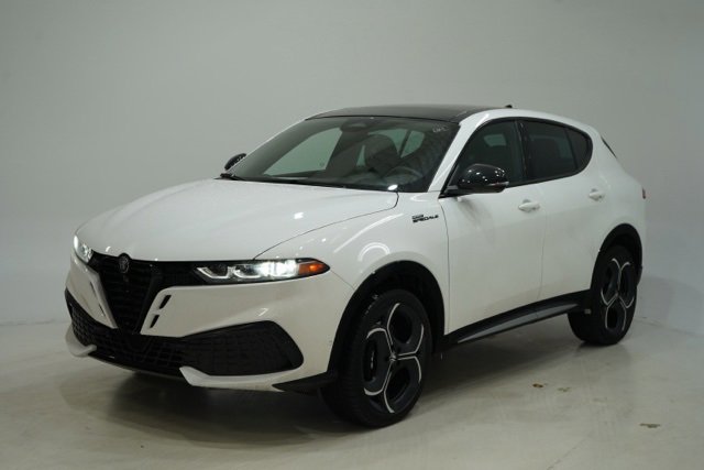 New 2026 Alfa Romeo Tonale Sport Speciale w/ Active Assist Package image 3