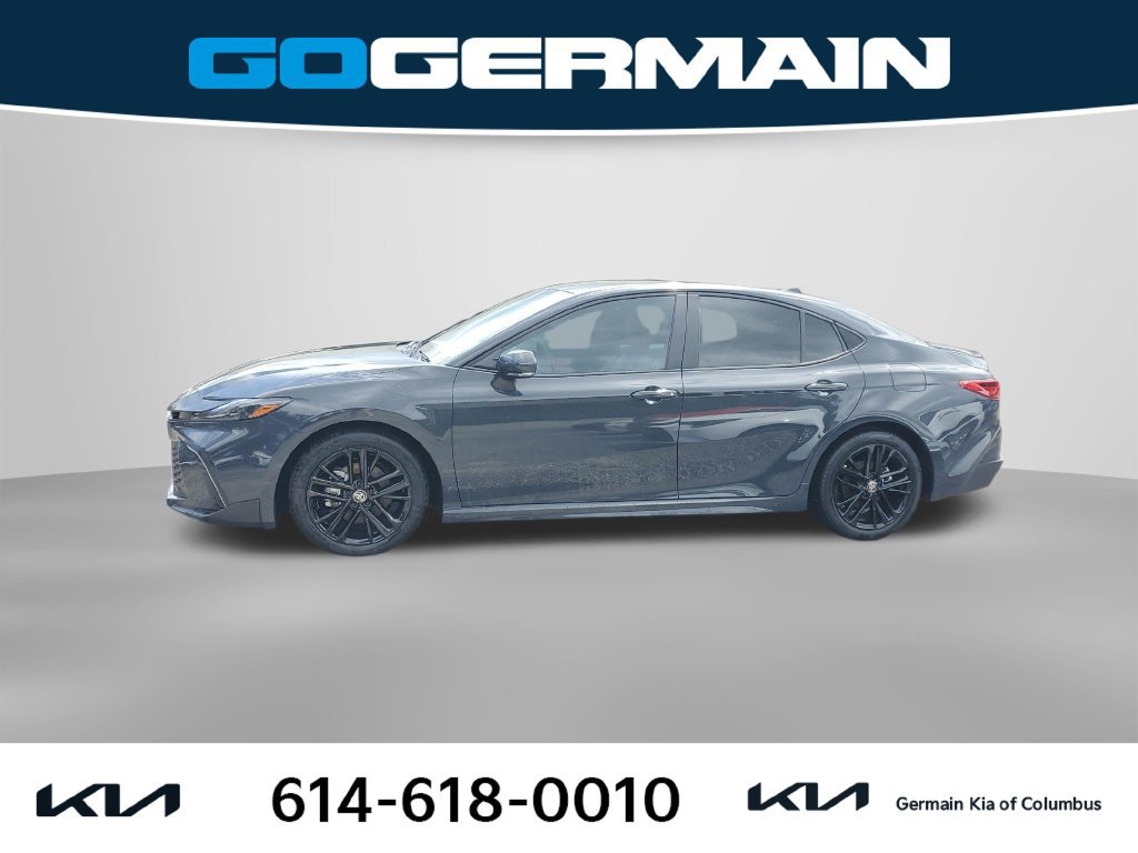 Used 2026 Toyota Camry SE FWD image 11