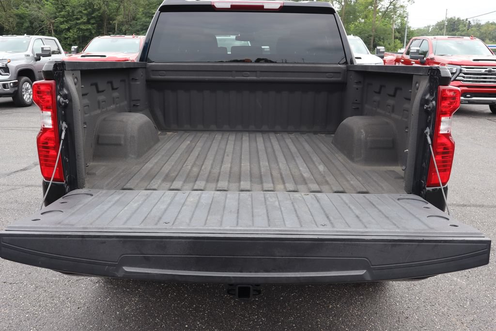 Used 2023 Chevrolet Silverado 1500 Custom AWD/4WD image 28