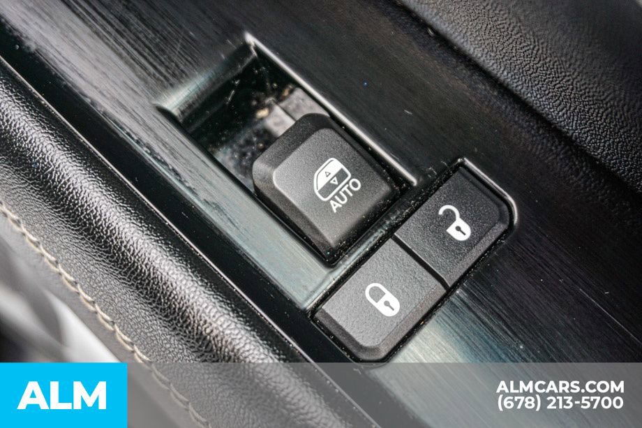 Used 2023 Jeep Wagoneer Series III w/ Preferred Equipment Group image 62